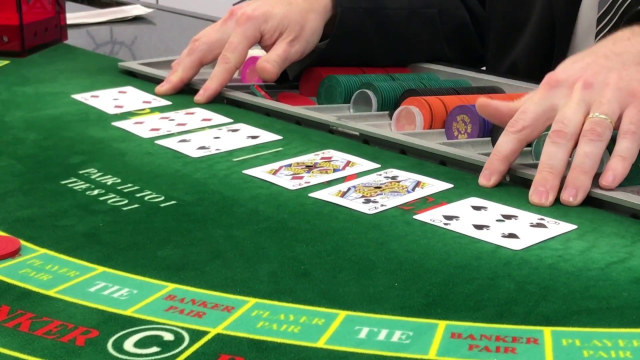 Cách chơi của game bài Baccarat nhanh cũng giống hệt cách chơi của thể loại truyền thống